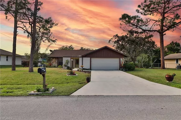 11302 Rabun Gap DR, North Fort Myers, FL 33917