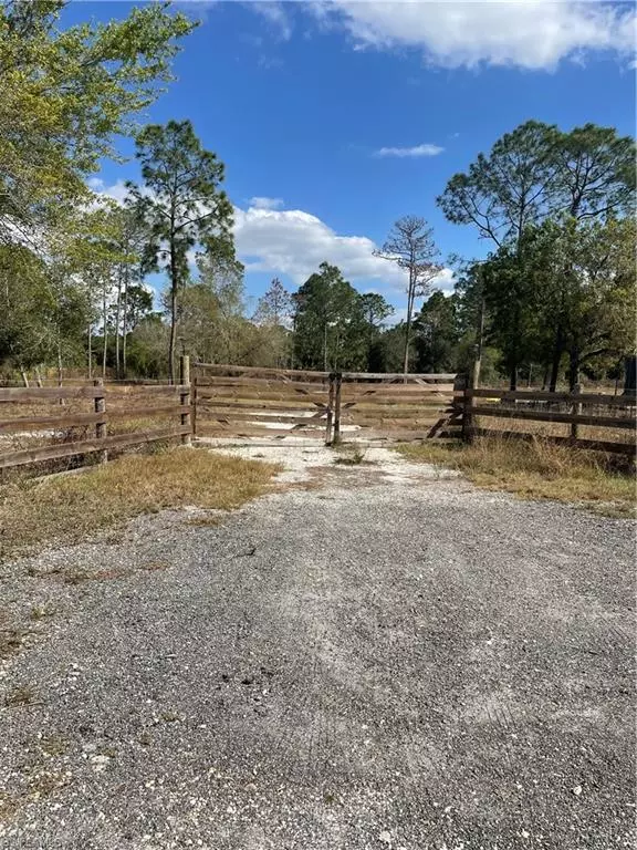 Montura Ranches, FL 33440,535 S Trebol ST