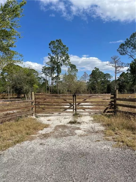 Montura Ranches, FL 33440,535 S Trebol ST