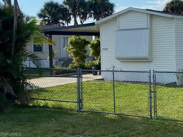 Bokeelia, FL 33922,7728 Raymary ST