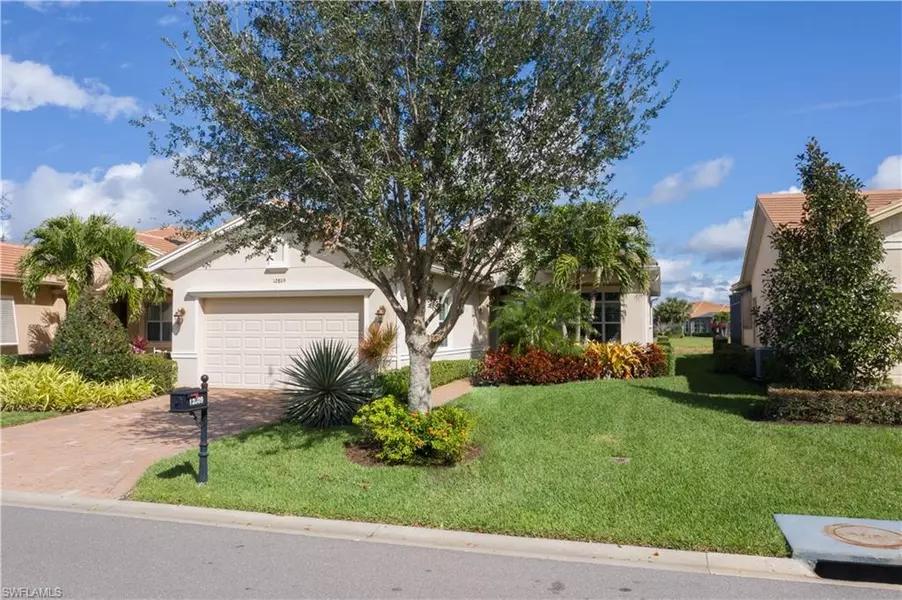 12809 Fairway Cove CT, Fort Myers, FL 33905