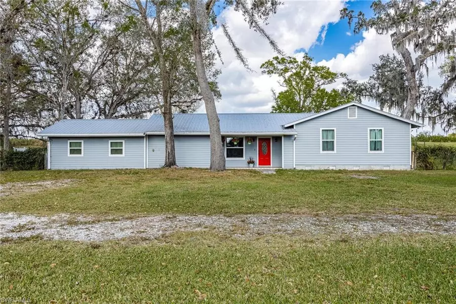 1726 Caloosa Estates LN, Labelle, FL 33935