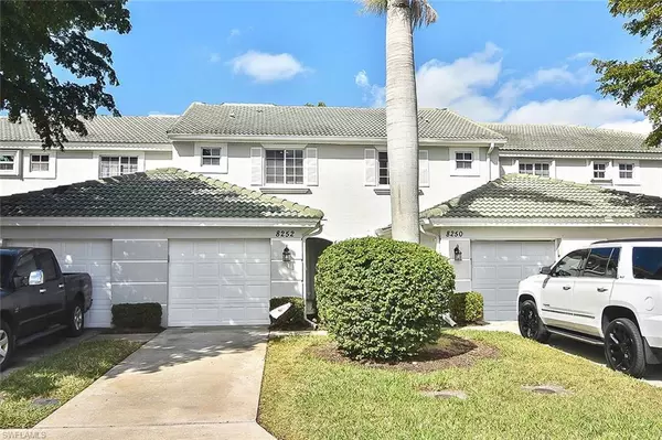 8252 Pacific Beach DR, Fort Myers, FL 33966