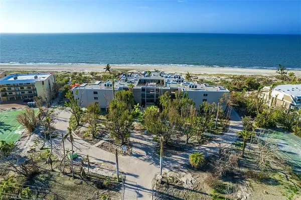 Sanibel, FL 33957,2929 W Gulf DR #202