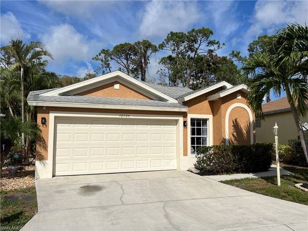 10704 Parrot Cove CIR, Estero, FL 33928