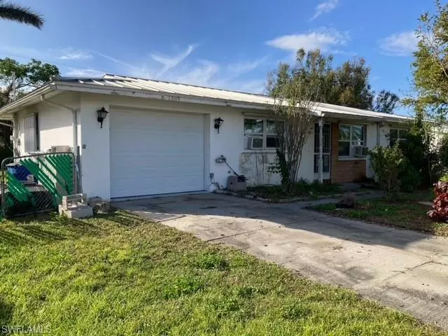 1385 Lincoln AVE, North Fort Myers, FL 33917