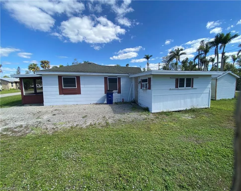 North Fort Myers, FL 33903,51 Cypress ST