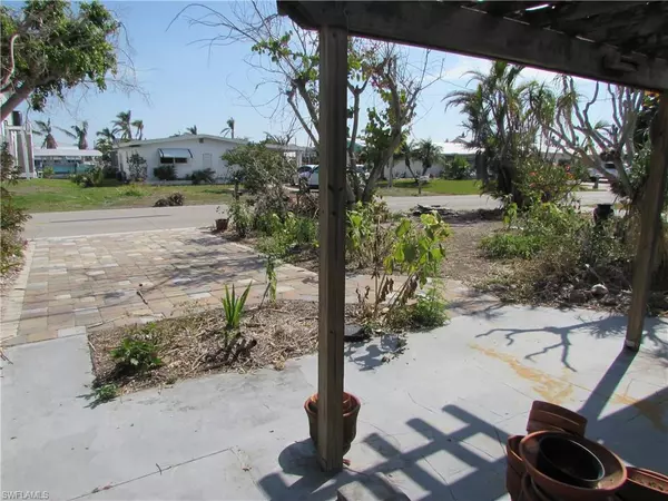 St. James City, FL 33956,2311 Oleander ST