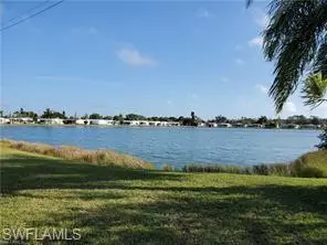 North Fort Myers, FL 33917,3112 Indian Village LN