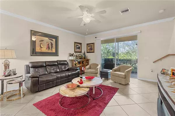 Fort Myers, FL 33966,10032 Via Colomba CIR