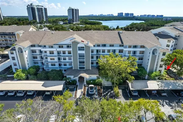 360 Horse Creek DR #108, Naples, FL 34110