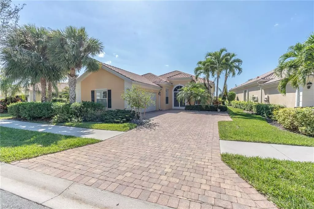 Naples, FL 34114,7678 Hernando CT