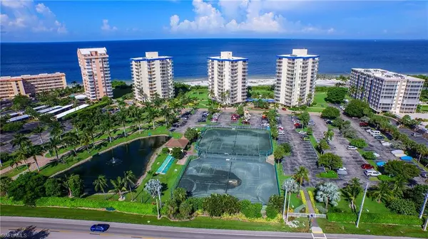 Fort Myers Beach, FL 33931,7300 Estero BLVD #107