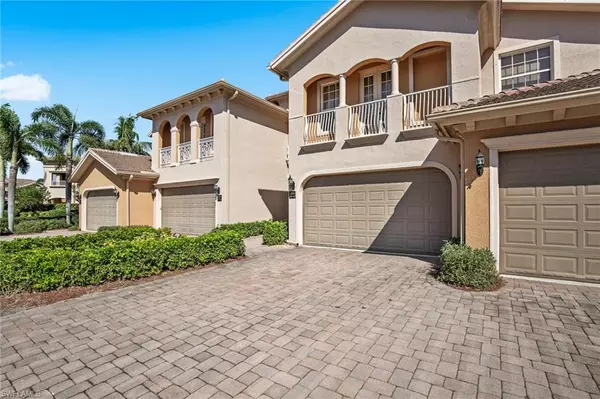 Estero, FL 33928,21573 Baccarat LN #102