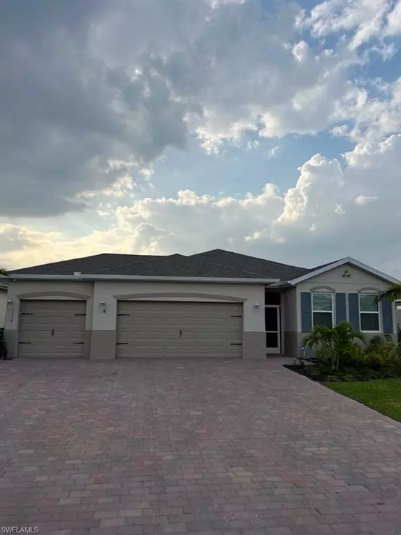 Cape Coral, FL 33909,3338 Acapulco CIR