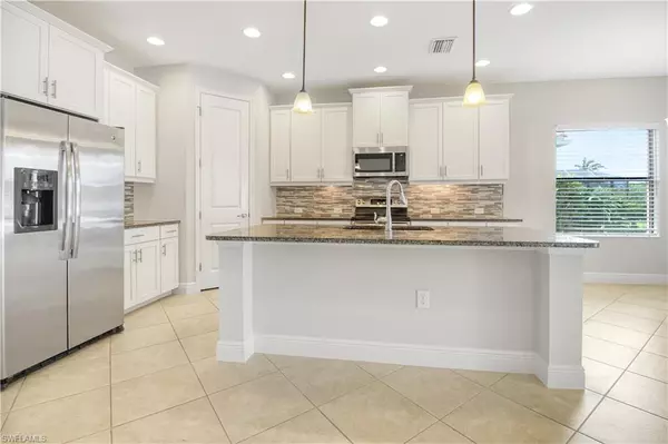 Naples, FL 34120,3585 Canopy CIR