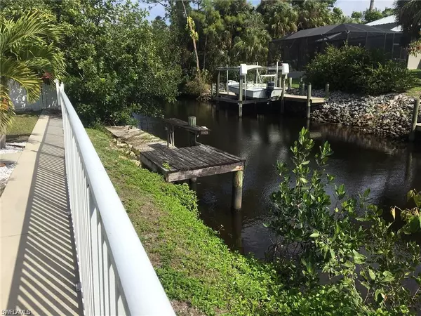 Bonita Springs, FL 34135,27296 Buccaneer DR