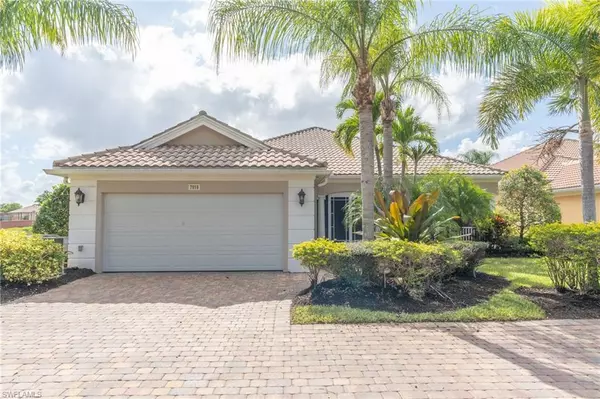 Naples, FL 34114,7919 Portofino CT