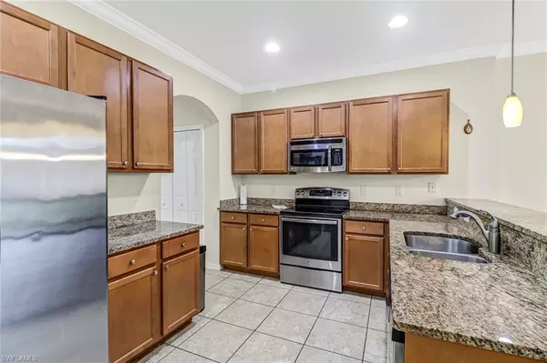 Naples, FL 34119,15346 Summit Place CIR #161