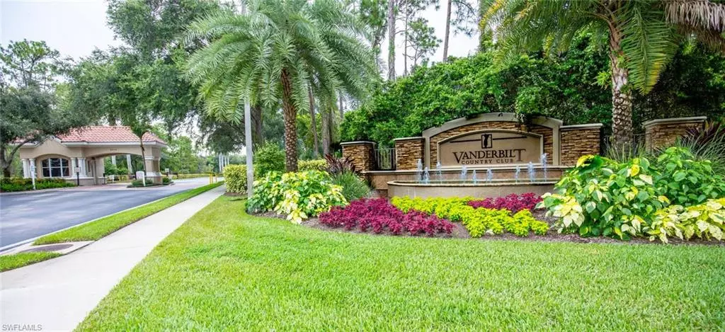 Naples, FL 34120,8247 Parkstone PL #6-306