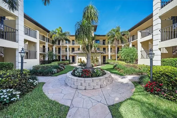 228 Fox Glen DR #3306, Naples, FL 34104