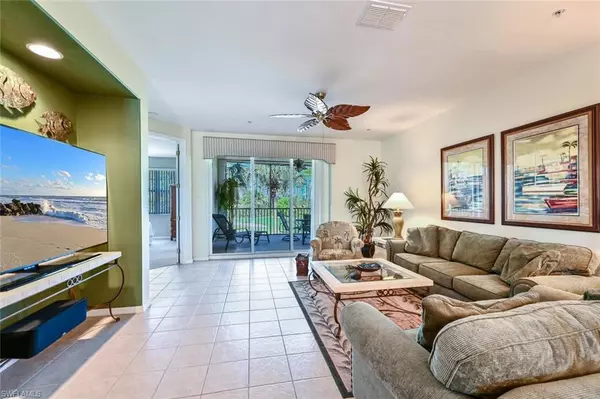 Naples, FL 34112,4873 Hampshire CT #5-105