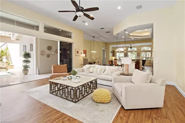 Bonita Springs, FL 34134,27549 Riverbank DR