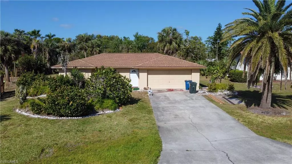 Fort Myers, FL 33908,15638 Omai CT