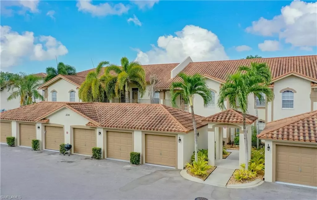 Naples, FL 34114,230 Newport DR #602