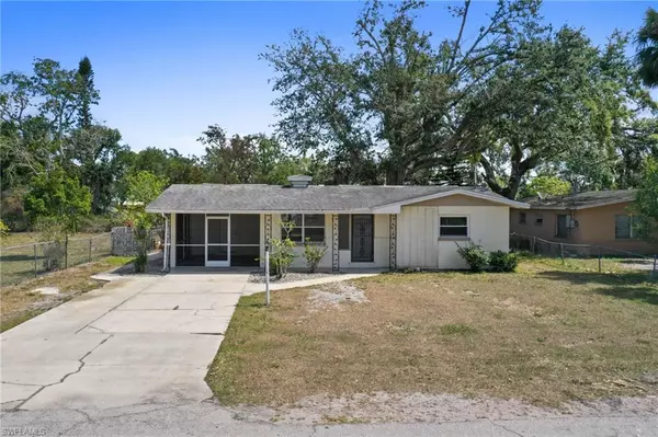 865 Van Buren ST,  Fort Myers,  FL 33916