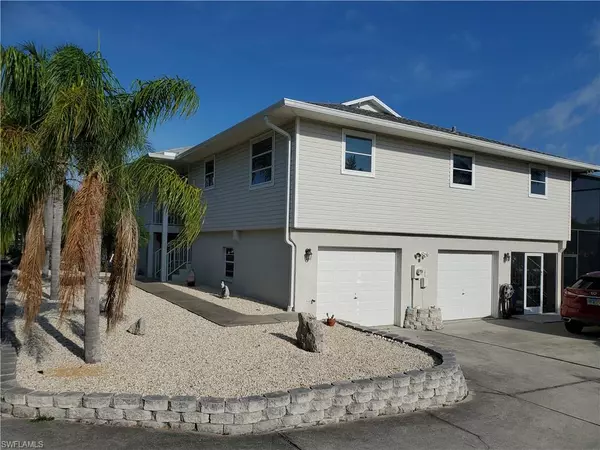 St. James City, FL 33956,2952 Buttonwood Key CT