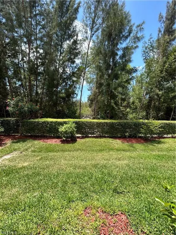 Naples, FL 34112,2380 Bayou LN #9