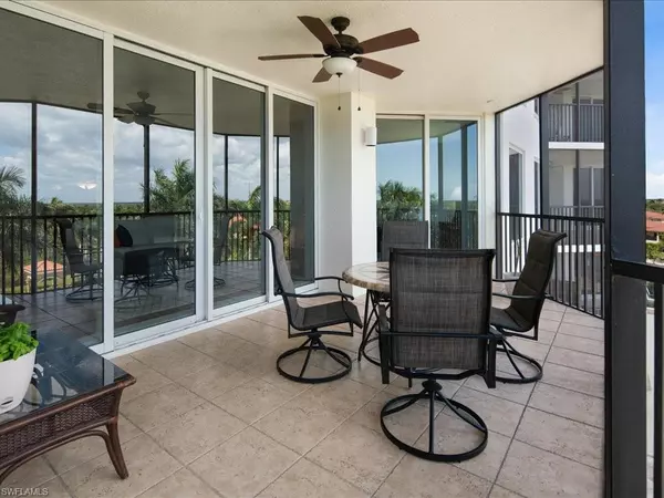 Naples, FL 34114,1060 Borghese LN #404