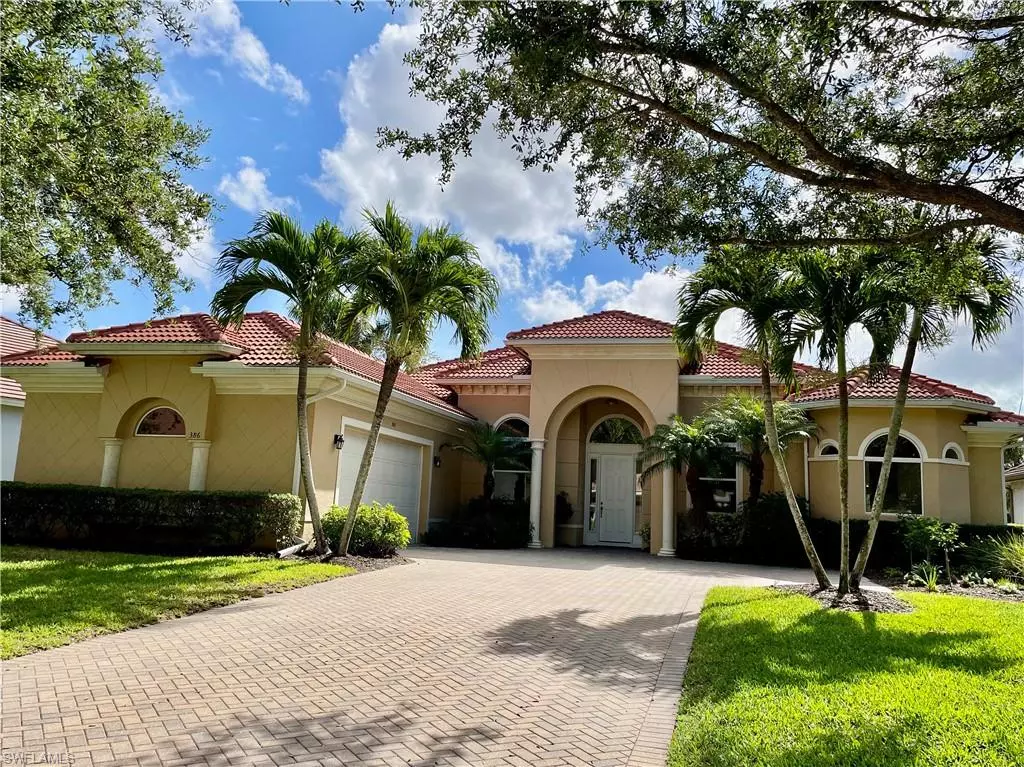 Naples, FL 34110,386 Saddlebrook LN