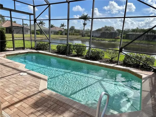 Naples, FL 34110,386 Saddlebrook LN