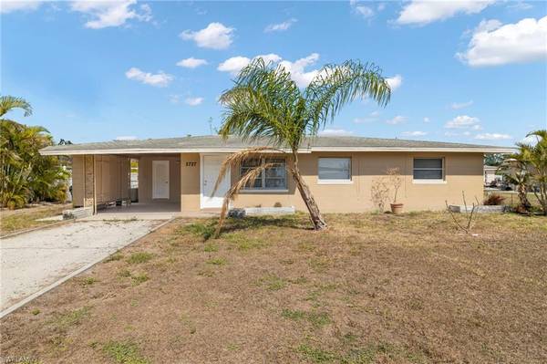 5727 Winkler RD,  Fort Myers,  FL 33919