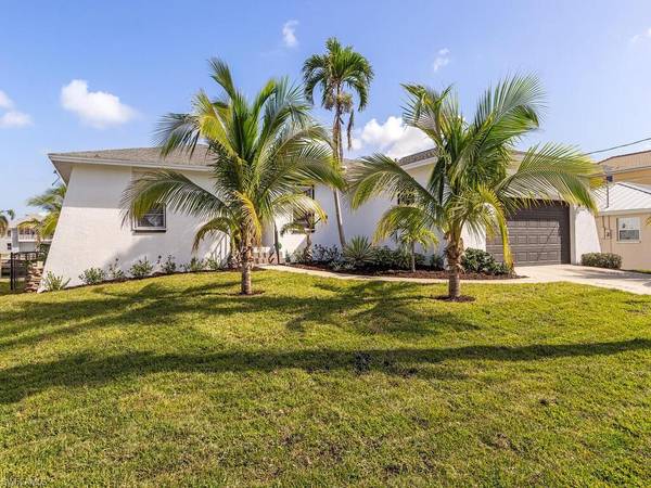 229 2nd ST, Bonita Springs, FL 34134