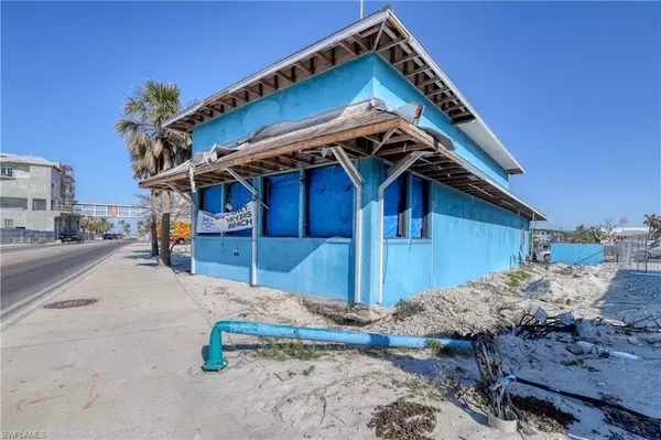 Fort Myers Beach, FL 33931,1167 Estero BLVD