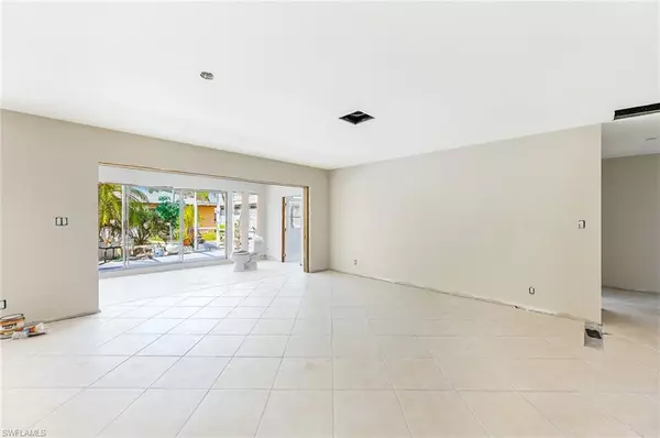 Naples, FL 34113,135 Tahiti CIR