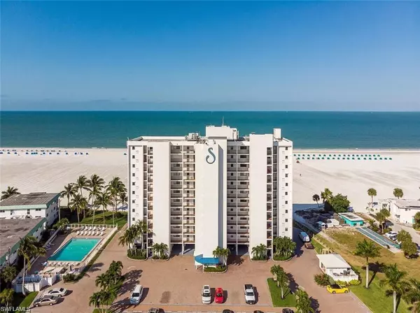 Fort Myers Beach, FL 33931,6400 Estero BLVD #401