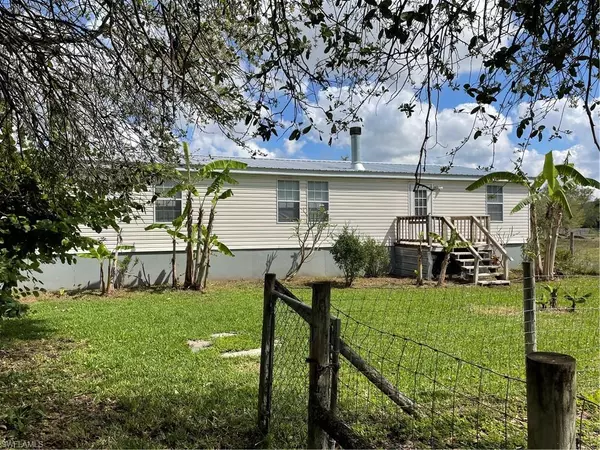 Labelle, FL 33935,1065 Evans RD