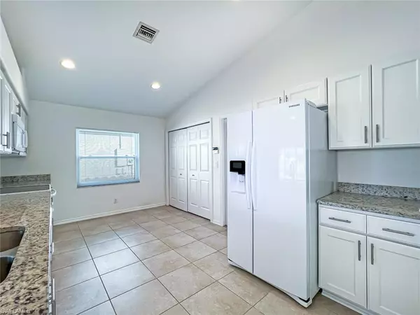 Fort Myers, FL 33913,11218 Lakeland CIR