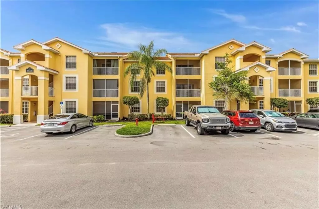 Naples, FL 34109,4665 Saint Croix LN #1511