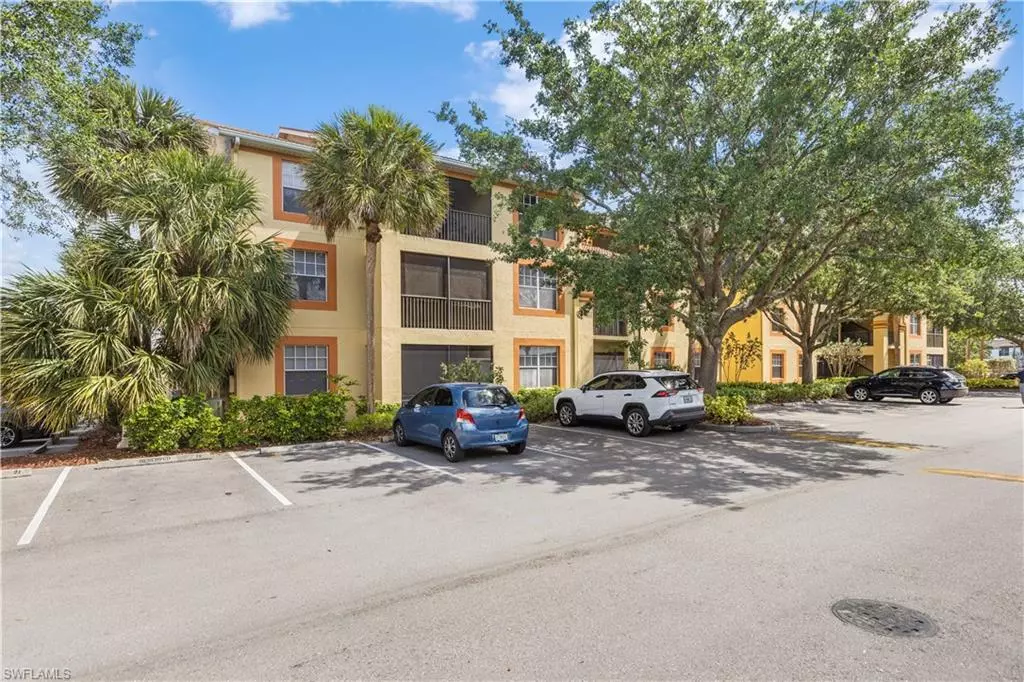 Naples, FL 34119,7905 Preserve CIR #128