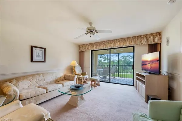 Naples, FL 34104,7240 Coventry CT #324