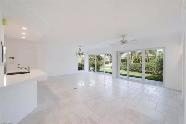 Marco Island, FL 34145,1215 Edington PL #O-1 & O-2