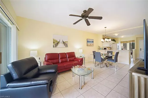 Naples, FL 34113,9175 Celeste DR #2-307