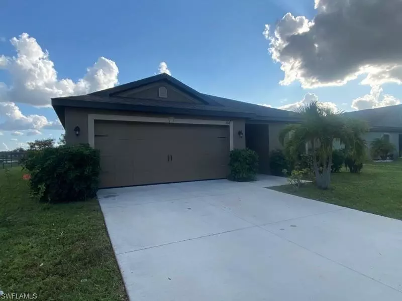 Lehigh Acres, FL 33974,704 Evening Shade LN