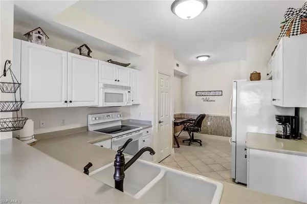 Naples, FL 34114,3977 Bishopwood CT E #104