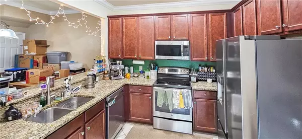 10072 Via Colomba CIR, Fort Myers, FL 33966